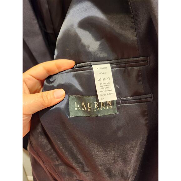 Lauren Ralph Lauren Men's Navy Wool Blazer - Size 46R, 100% Wool - Picture 3 of 5